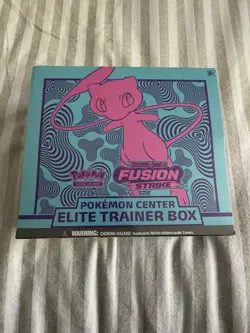 Pokemon Fusion Strike Elite Trainer Box pokemon centre - NEW & SEALED - Image 1