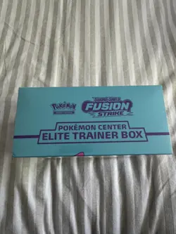 Pokemon Fusion Strike Elite Trainer Box pokemon centre - NEW & SEALED - Image 3