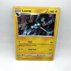 Pokemon TCG Shining Fates Luxray 033/072 Holo Rare - Image 1