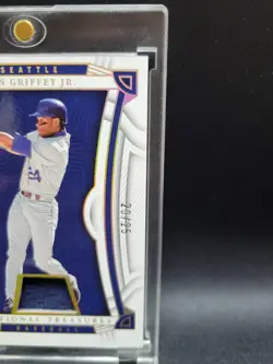 2023 NATIONAL TREASURES KEN GRIFFEY JR HOLO GOLD GAME WORN USED PATCH SSP 20/25 - Image 3