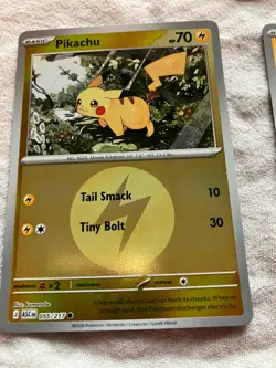 Pokemon Pikachu Cosmos Holo Pokemon Day 51/152 + Coin, pin 2 more Pikachu cards - Image 4