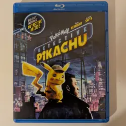 Detective Pikachu Blu-ray + Pikachu SM190 PROMO CARD - Detective Mode Pokemon - Image 1