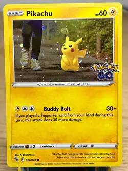 Pokemon GO Pikachu 027/078 Common (Cosmos Holo) NM/M - Image 1