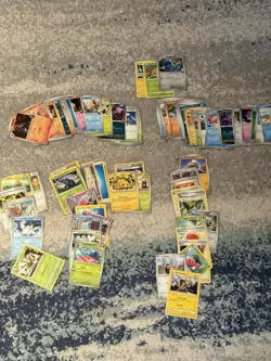 80+ base and Trainer Pokemon TCG Nintendo Card Lot - Image 2