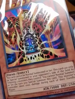 Yugioh Structured Marik Lava Golem Sdma-en014 1996 sealed deck yu-gi-oh cards - Image 3