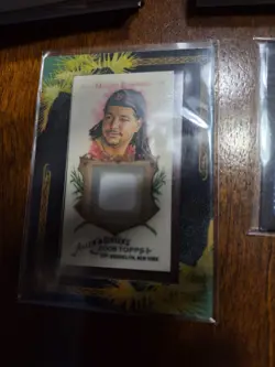 Huge Random Baseball card lot, over 500 Cards - Manny Ramirez Jersey Card - Image 2