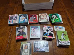 Huge Random Baseball card lot, over 500 Cards - Manny Ramirez Jersey Card - Image 4