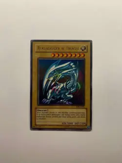 Yugioh Karte: Blauaugiger W. Drache (SDK-G001) - Ultra Rare, Vintage - Image 2