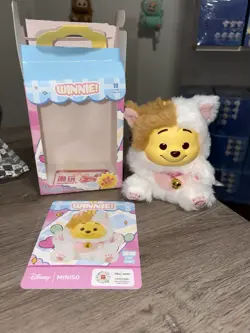 100% AUTHENTIC Miniso Winnie the Pooh Surprise Party Disney Vinyl Plush Cat Chat - Image 3