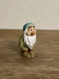 Sleepy Dwarf Disney Snow White & The Seven Dwarfs Movie 2” Figure Pvc Toy - Image 1