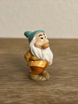 Bashful Dwarf Disney Snow White & The Seven Dwarfs Movie 2” Figure Pvc Toy - Image 2