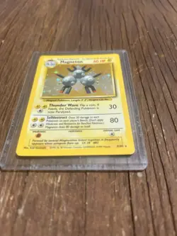 Magneton Base Set Holo Rare Card 9/102 - Image 2