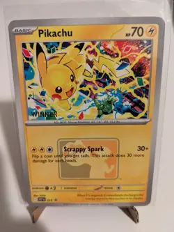 Pikachu “Winner” Promo 2025 World Championships SVP EN 225 Pokemon Worlds - Image 1