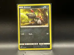 Sneasel 131/236 - NM REVERSE HOLO SM Unified Minds - Pokemon 2019 TCG Card - Image 1
