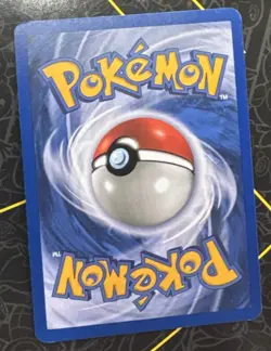 Rare, Holographic Pokemon Base Set 2 Scyther 17/130 - Image 2