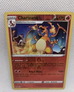 POKEMON CHARIZARD 025/185 REVERSE HOLO RARE VIVID VOLTAGE LP-NM - Image 1