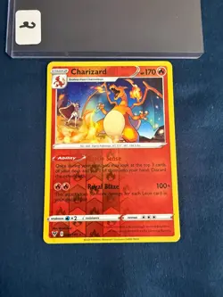 Charizard 025/185 SWSH04: Vivid Voltage Reverse Holo Rare Pokemon Card - Image 1