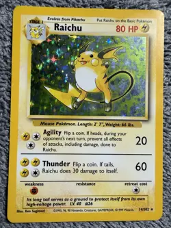 Pokemon Raichu 14/102 Base Set Holo Rare Stage 1 80 HP Wizards 1999 - Image 1