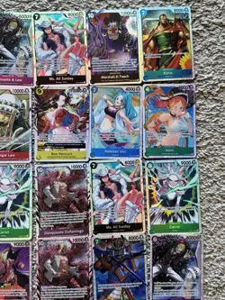 One Piece 20 SR Card Lot: Luffy, Nami, Boa, Carrot - Image 3