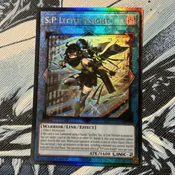 S:P Little Knight - RA03-EN049 - Prismatic Ultimate Rare - NM & Free Holo Cards - Image 2