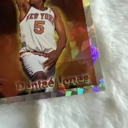 Topps 1996-97 Draft Pick DP21 Dontae' Jones New York Knicks Basketball Card - Image 3