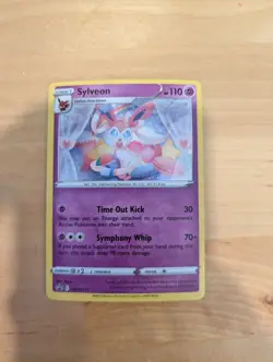 Pokemon TCG Sylveon SWSH211 Sword & Shield Black Star Promo Holo 2022 LP - Image 1
