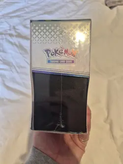 Pokemon Prismatic Evolutions ETB Elite Trainer Box TCG new sealed - Image 4