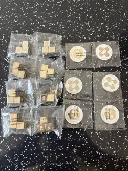 Metal Pokemon UPC Coins Damage Counters & Dice Brand New Charizard - Image 1