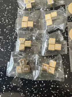 Metal Pokemon UPC Coins Damage Counters & Dice Brand New Charizard - Image 5