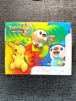 Pokemon TCG 2022 Spring Collector Bundle - NEW - Factory Sealed - Image 3