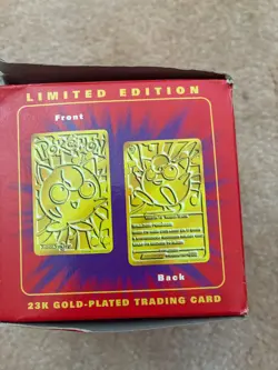 Pokemon Jigglypuff Limited Edition23k gold-plated trading card - Image 3