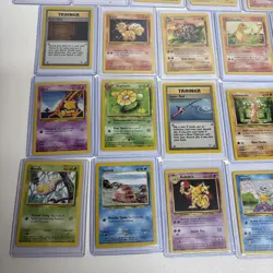 Pokemon TCG Vintage card bundle - Base - Rocket - Geo - Near Mint Condition - Image 2