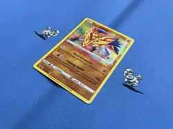 Pokemon TCG Zamazenta 102/186 SW&SH Vivid Voltage (M) Holo Full Art Rainbow Rare - Image 2