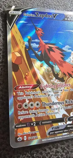 Pokemon Galarian Zapdos v Alternate Art 174/198 Chilling Reign - Image 2