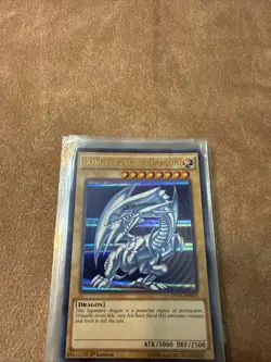 Blue-Eyes White Dragon DUSA-EN043 1st Edition - Image 1