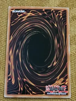 Yugioh Deck Devastation Virus GLD4-EN049 Limited Edition - Image 2