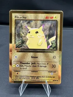 Pikachu- 58/102 Celebrations Metal Card Pokemon - Image 1