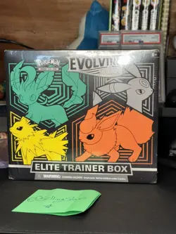 Pokemon TCG Sword & Shield Evolving Skies Elite Trainer Box ETB Sealed - Image 1