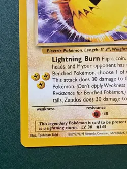 Pokemon TCG Zapdos 23 Black Star Promo WOTC NM-c - Image 3