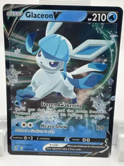 Pokemon Glaceon V Ultra Rare 040/203 SWSH07 Evolving Skies Holo Basic 210 HP - Image 1