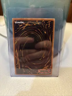Dark Magician SDY-006 Near Mint Ultra Rare - Image 2