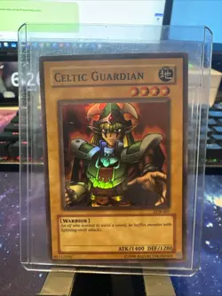 YuGiOh Celtic Guardian LOB-007 Super Rare Holo: Legend Of Blue Eyes - Image 1