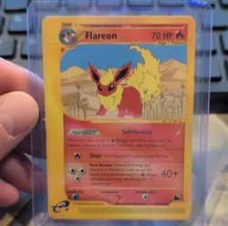 Flareon Skyridge 8/144 Rare Stage 1 70 HP Burn Booster English - Image 1