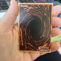 Blue-Eyes White Dragon DUSA-EN043 1st Edition Ultra Rare Near Mint Yu-Gi-Oh - Image 2