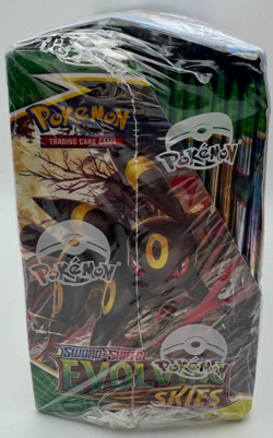 Pokemon TCG Sword & Shield Evolving Skies Booster Box - Sealed 820650811333 - Image 4