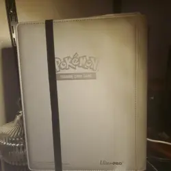 Ultra Pro Mewtwo 9-pocket Binder (360 Cards)- Cover With Small Defect - Image 2