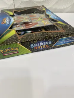 Pokemon TCG Shining Fates Shiny Cramorant V Collection Box SEALED - Image 3