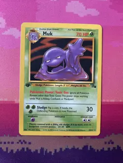 Pokemon Card Muk Fossil 1st Edition Rare 28/62 Near Mint Condition - Image 1