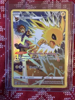 Pokemon Trainer Gallery Set Of 4 Eevee Vaporeon Jolteon Flareon - Image 4