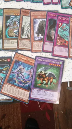 Yu-Gi-Oh! TCG 1st Edition Card Lot (140) English Blue-Eyes White Dragon, Maiden - Image 4